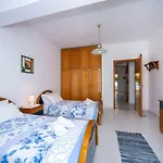 Casa Elizabeta بيت للعطل